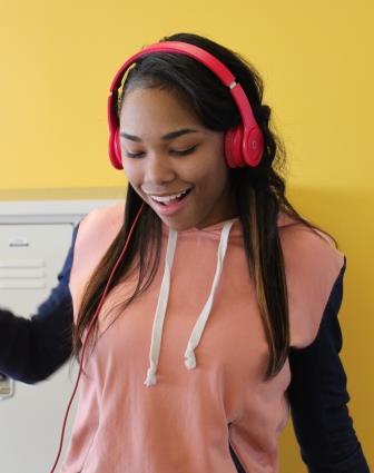Sophomore Brittiany Royster rocks out on her headphones. 