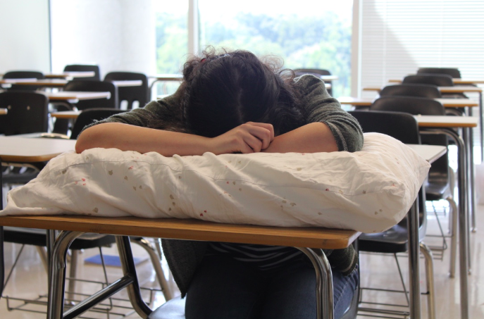 Wire staffer Nicole Spektor  experiences the school struggles of little sleep. 