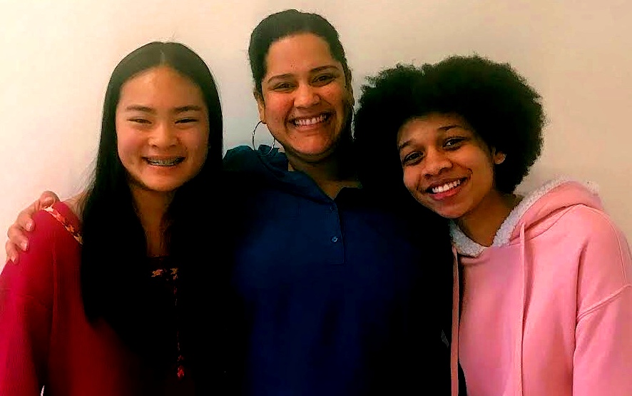 Beautiful%3A+Junior+Fiona+Liu%2C+director+Lilliangina+Qui%C3%B1ones%2C+and+junior+Kristin+Scott+are+part+of+the+Heathers+audition+process.+