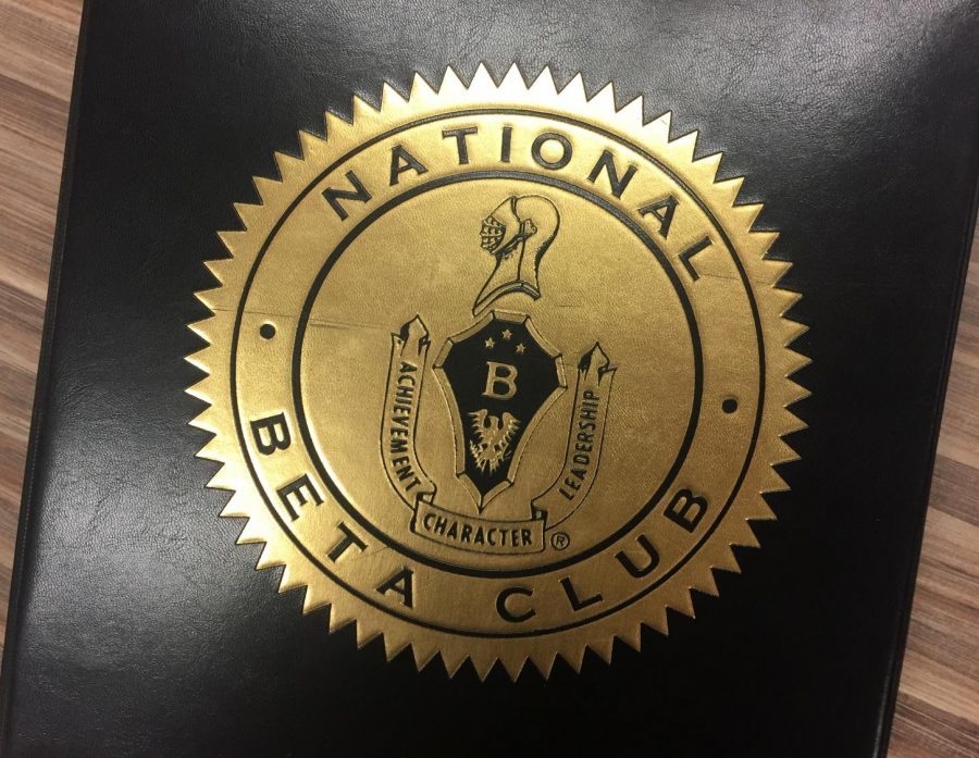 Beta+Members%2C+Alpha+Leaders%3A+The+Beta+Club+is+a+popular+club+in+North+Atlanta+which+organizes+community+service+events+and+all+sort+of+activities+that+range+from+art+to+science+to+civil+help.+