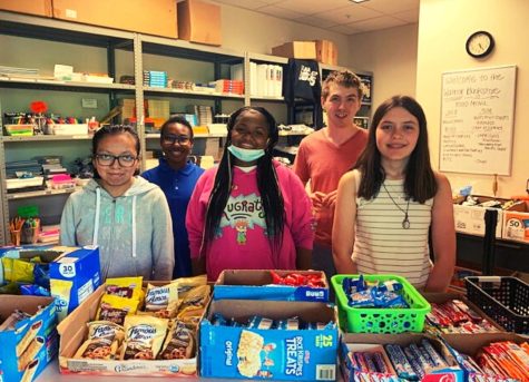 Snack Heaven: The Concession Stand is where Dubs go when they’ve got the munchies. Students from special education teacher Sarah Rhodes coordinate all stand sales to the hungry student public. Shown here (l to r) are Brenda Morals, Aria Dejuan, Regan Jackson, Gage Mayes and Riley Higgins. 
