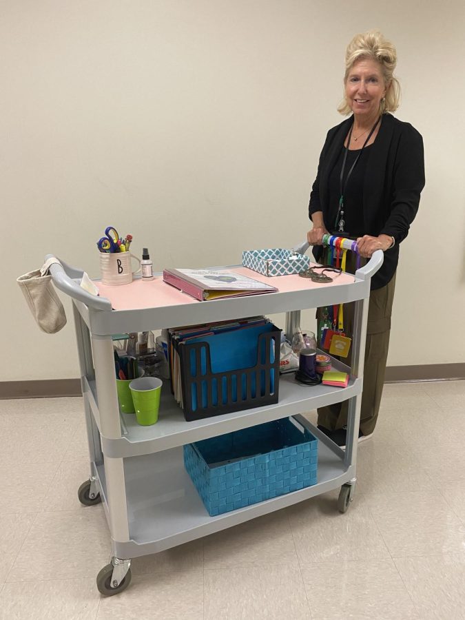 Woosh! The sound you may hear in the hallways as master teacher Eleanor Brookins makes her way from class to class. Floating teachers express a distinctive and strange method of teaching as they roll through their periods. 