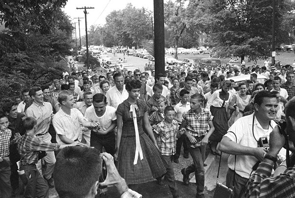 Dorothy Counts was the blueprint of resilience in a situation of isolation by desegregating Harding High School in 1957.