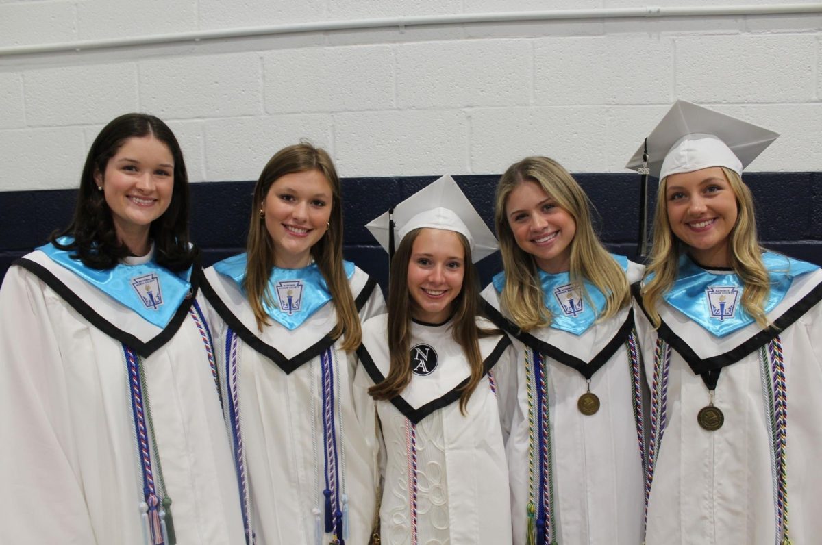 Katherine Moss, Morgan Todaro, Mali Piernik, Anna Hammond, Katherine Hoover 