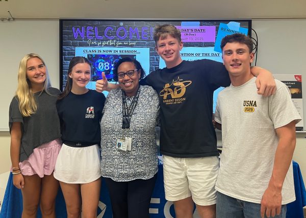 Ms. Williams poses with students Lindsay Socoloff, Cannon Adams, Jean-Luc Khayat, and Riley Sipe (left to right)