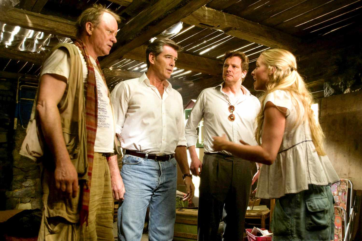 Sophie with her three dads, trying to explain her quest. 